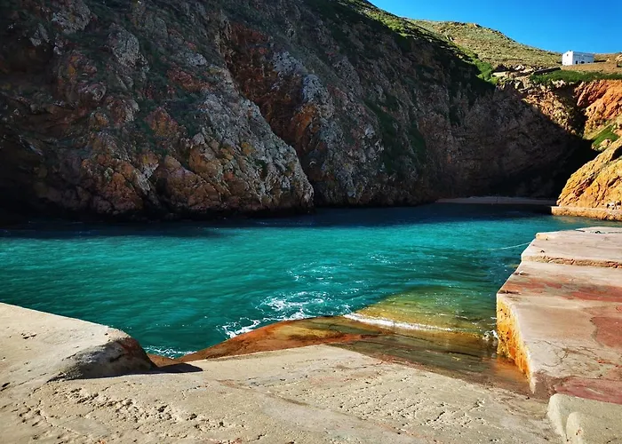 Supertubos Terrace 公寓 *